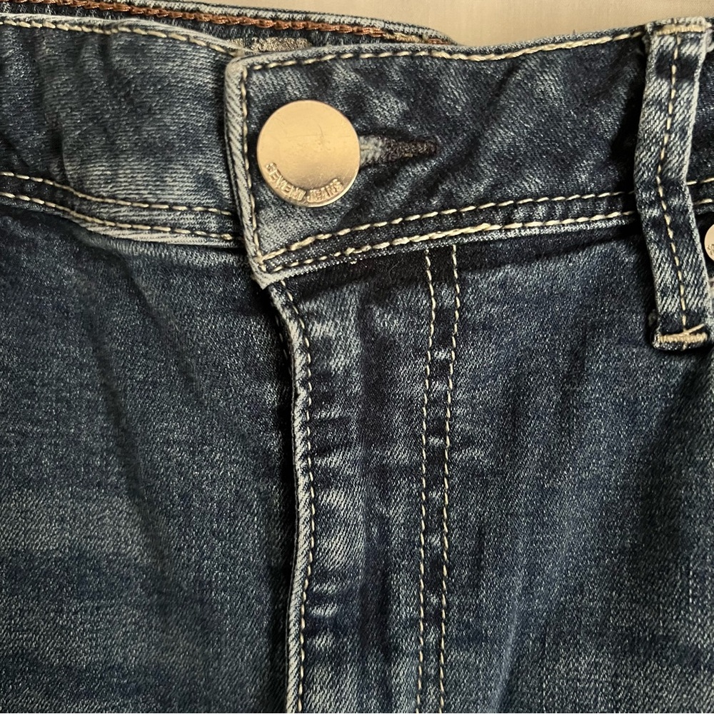 Seven7 Booty Shaper Dark Blue Jean Shorts - Picture 3 of 10